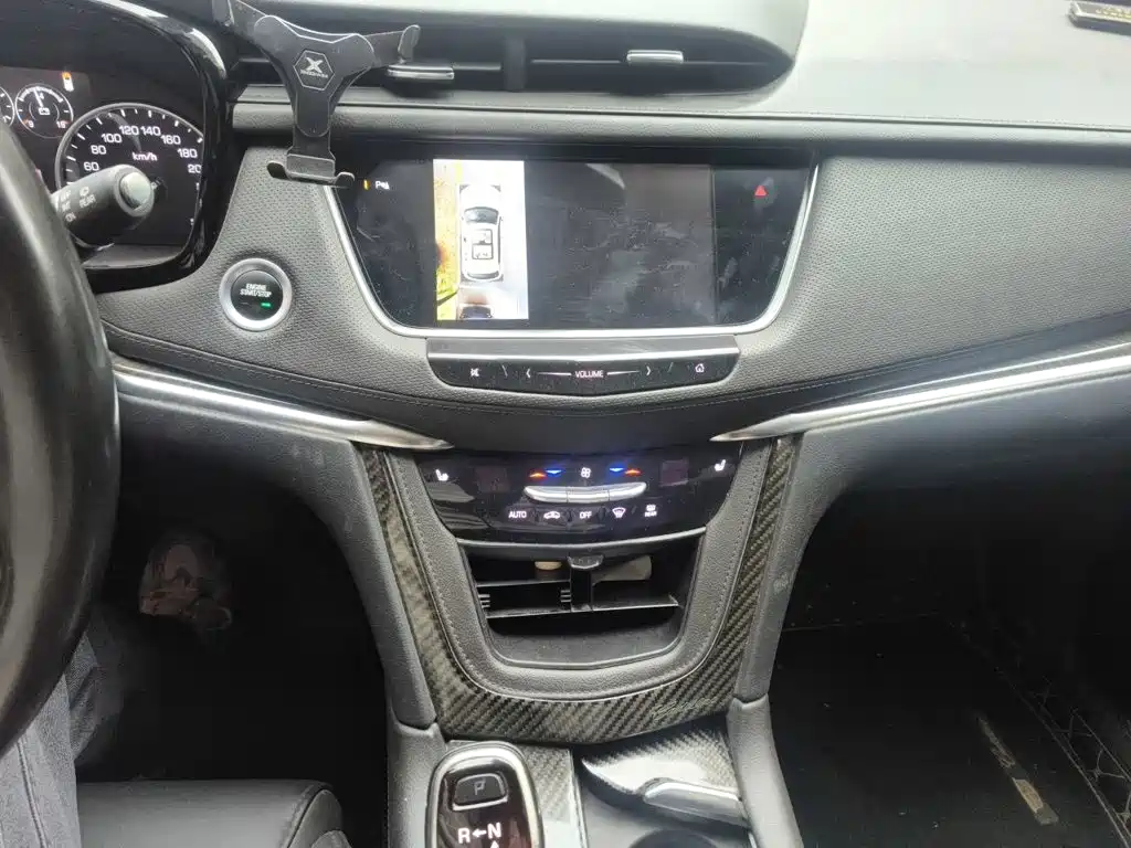 Cadillac XT5 — миниатюра 14