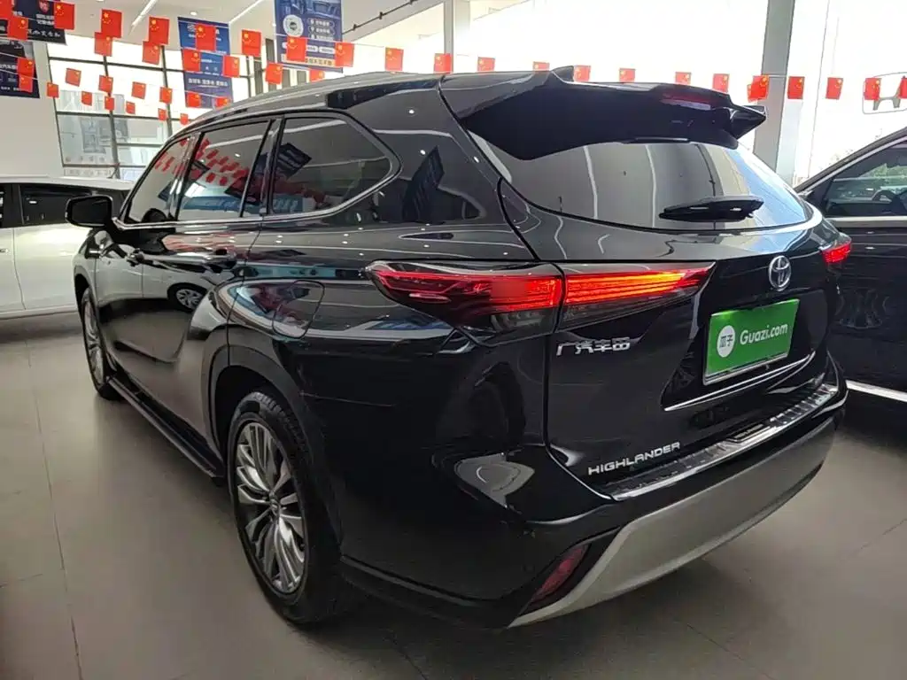 Toyota Highlander — миниатюра 5