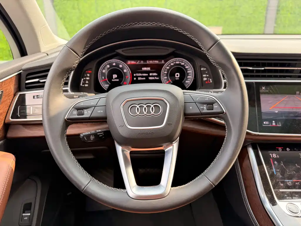 Audi Q7 — миниатюра 17