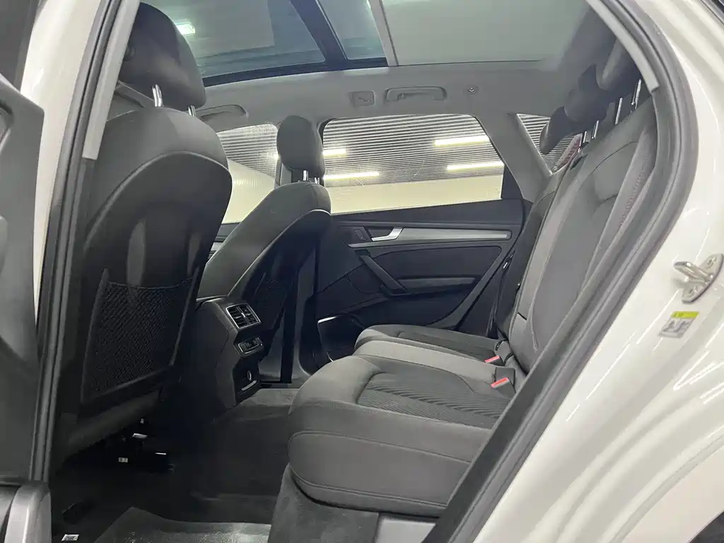 Audi Q5L 2018 40 TFSI V