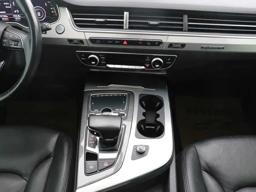 Audi Q7 2018 40 TFSI Comfort