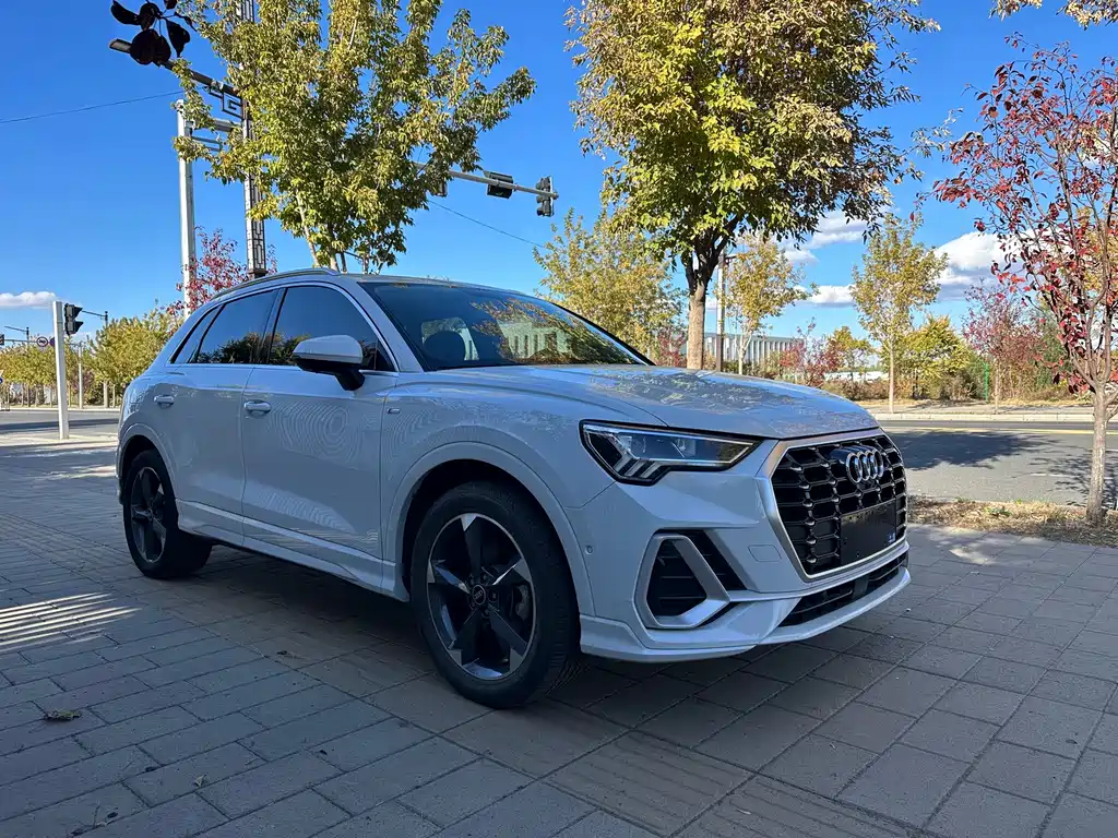 Audi Q3 — миниатюра 2