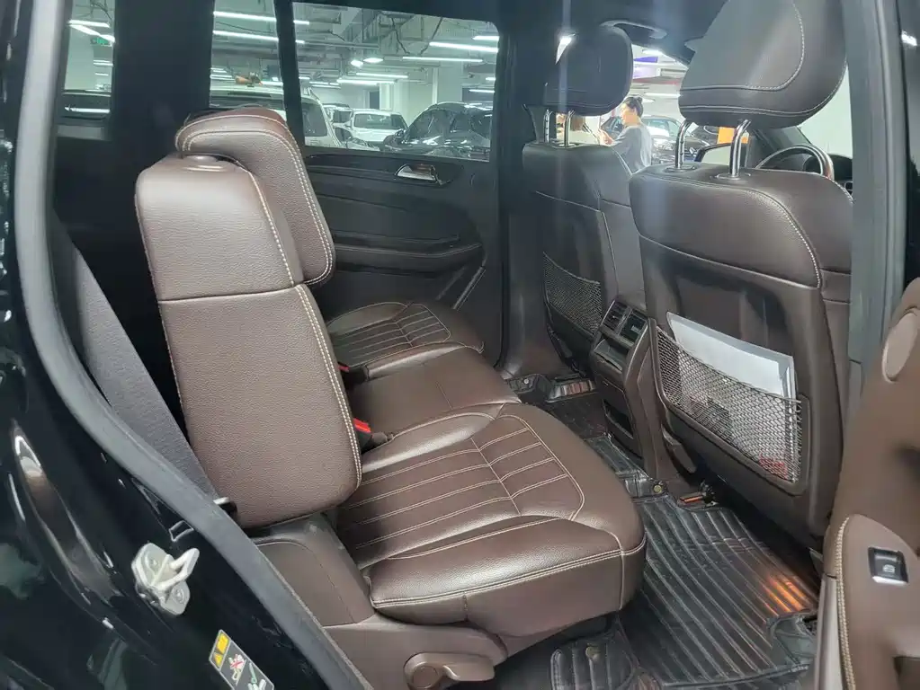 Mercedes-Benz GLS — миниатюра 13