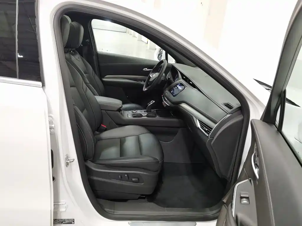 Cadillac XT4 — миниатюра 23