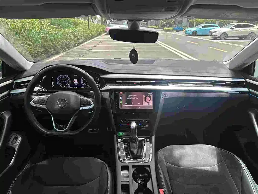 Volkswagen FAW - Passat CC CC 2021 330TSI