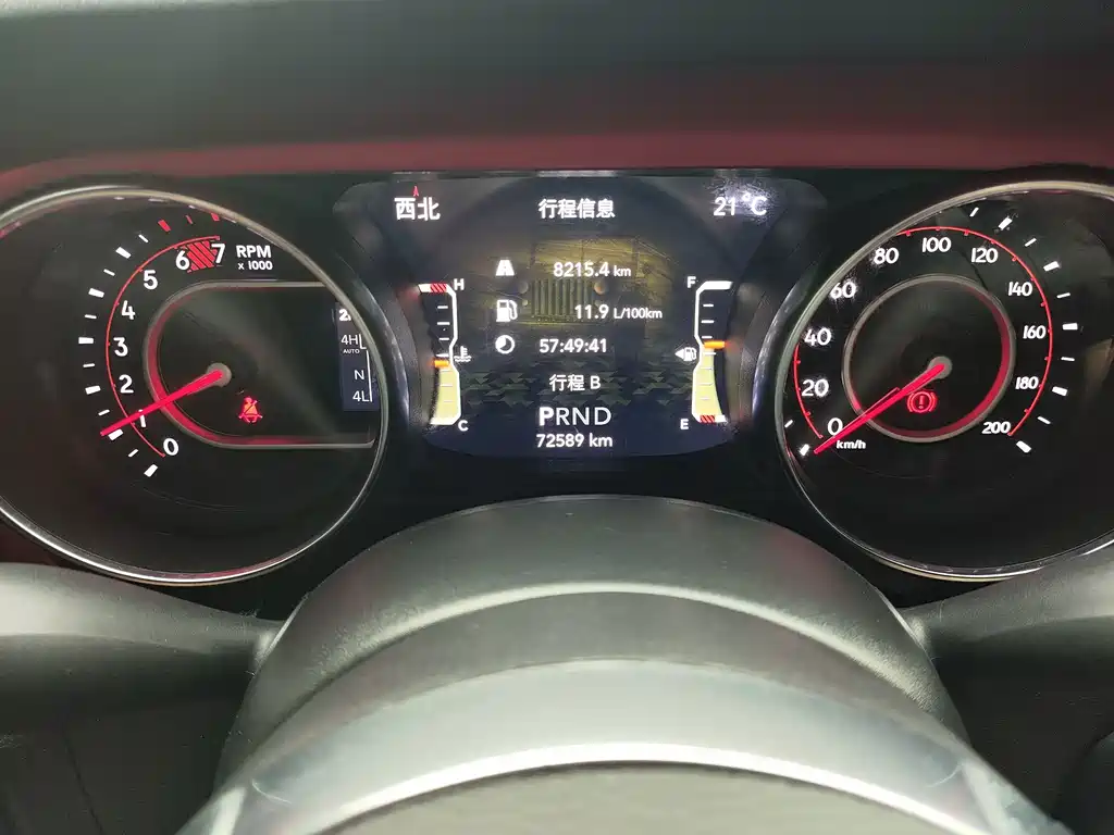 Jeep Wrangler — миниатюра 13