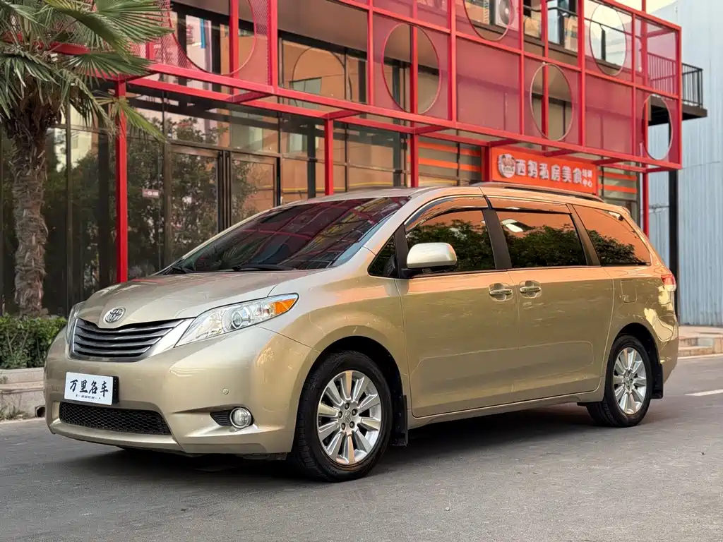 Toyota Sienna