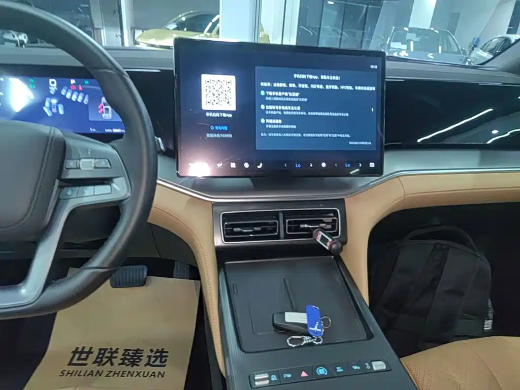 BYD L DM-i — миниатюра 13