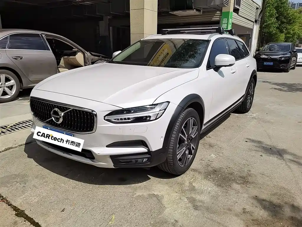 Volvo V90 2017