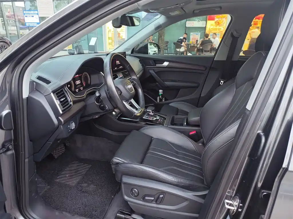 Audi Q5L — миниатюра 6