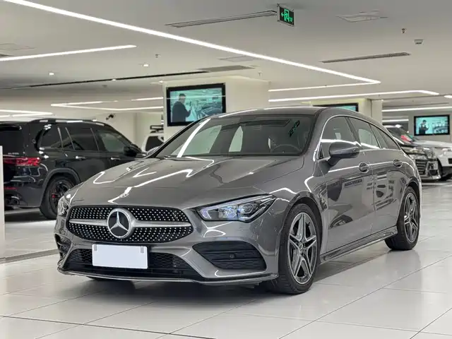 MERCEDES-BENZ CLA