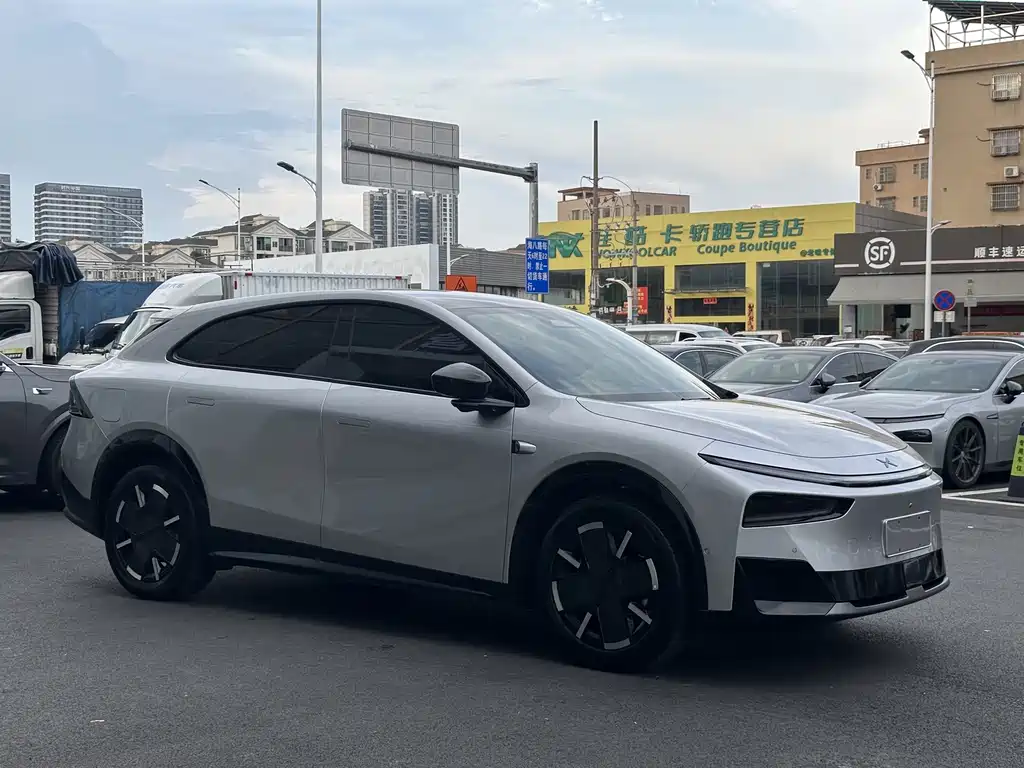 XPeng G7 — миниатюра 6