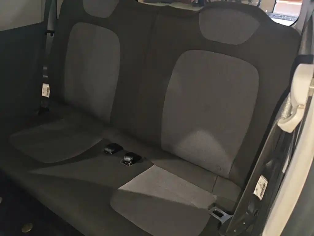 Wuling MINIEV — миниатюра 17