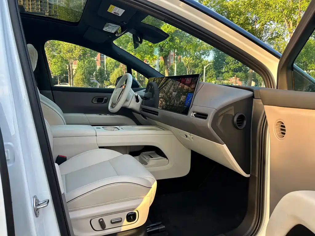 Li Auto Li i6 — миниатюра 10