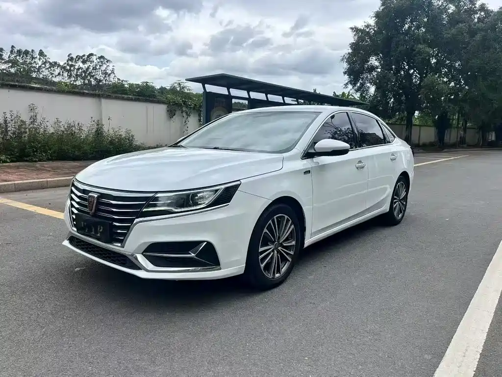 ROEWE  I6