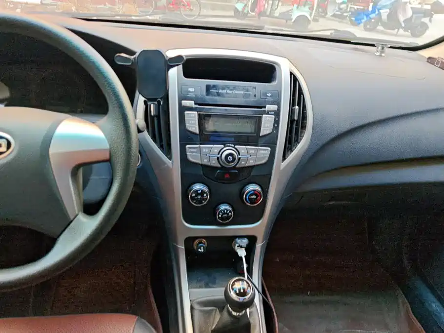 BYD F3 — миниатюра 13