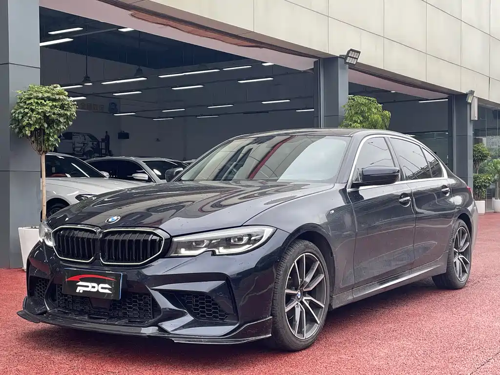 BMW 3 Series 2021