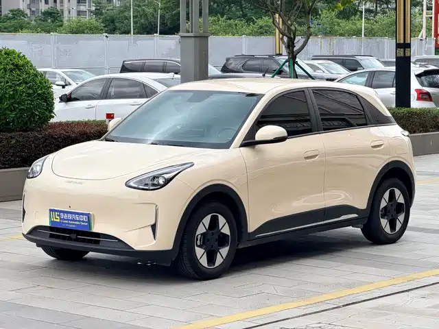 2025 Geely Xingyuan