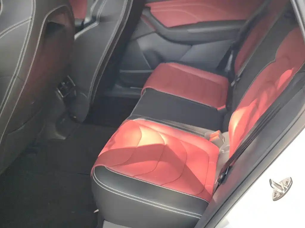 Skoda Kodiaq GT — миниатюра 8