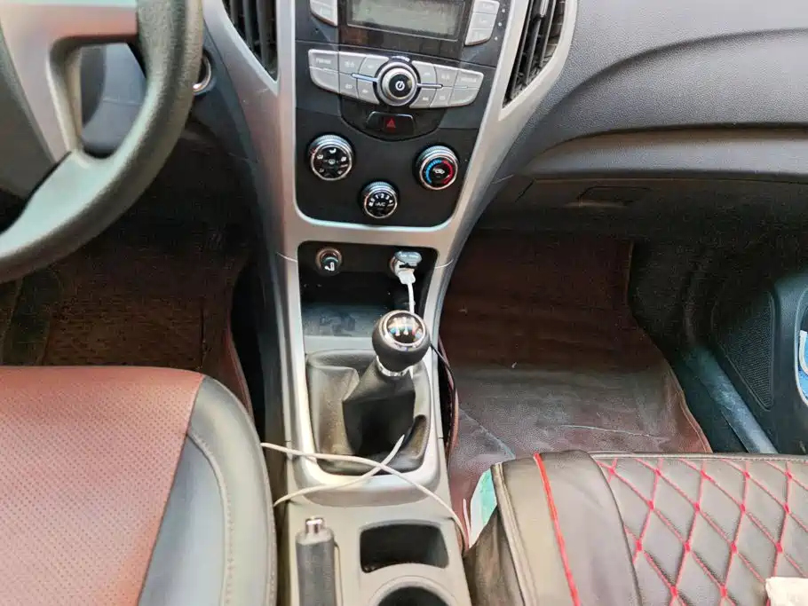 BYD F3 — миниатюра 16