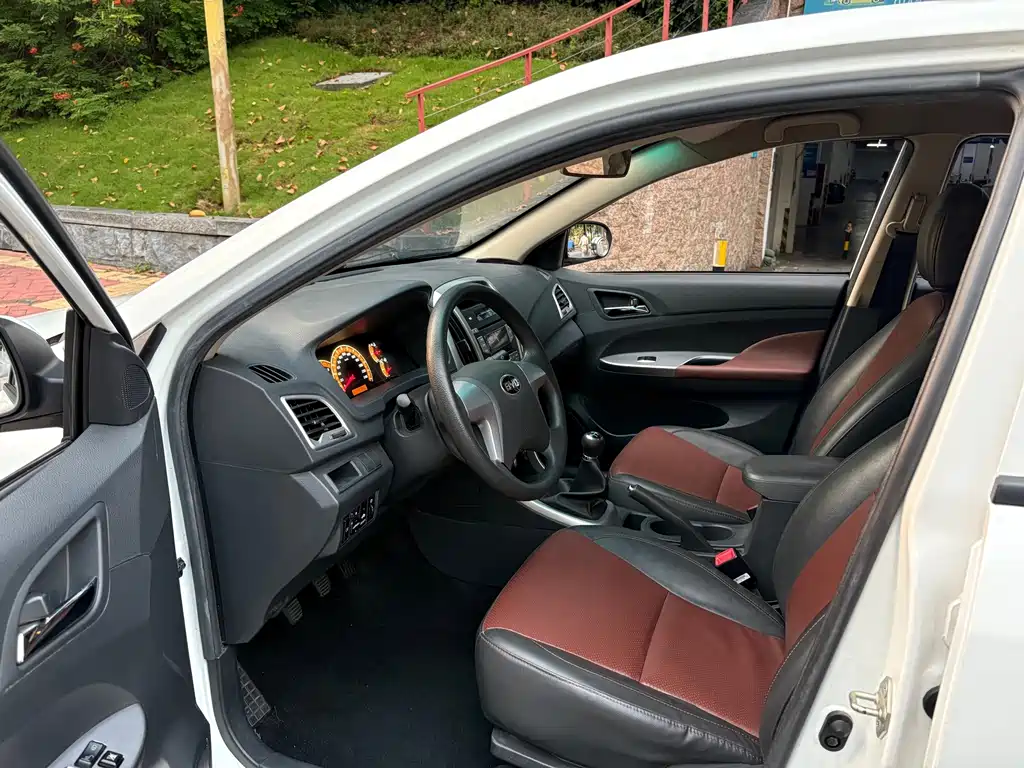 BYD F3 — миниатюра 9