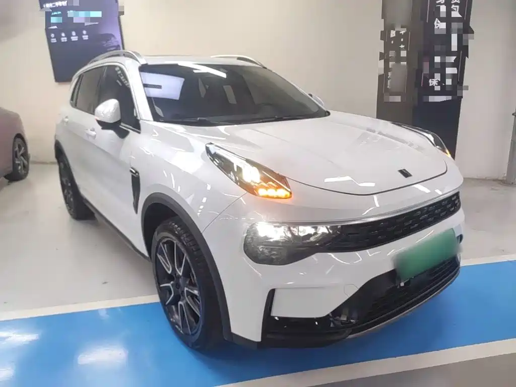 Lynk & Co 01 — миниатюра 4