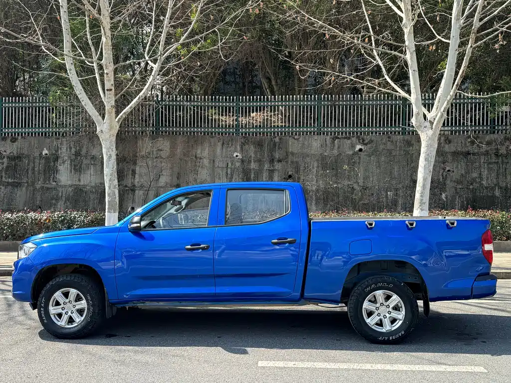 SAIC MAXUS CHASE T60