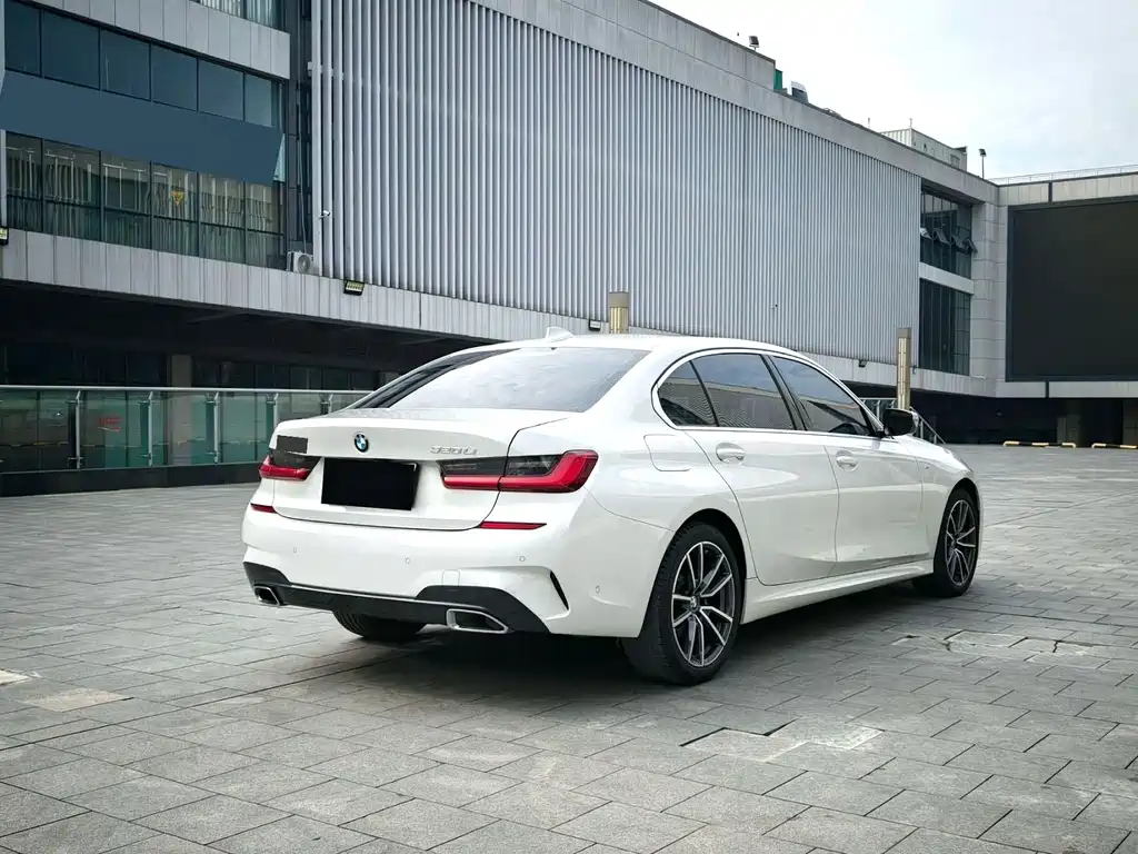 BMW 3 Series — миниатюра 9