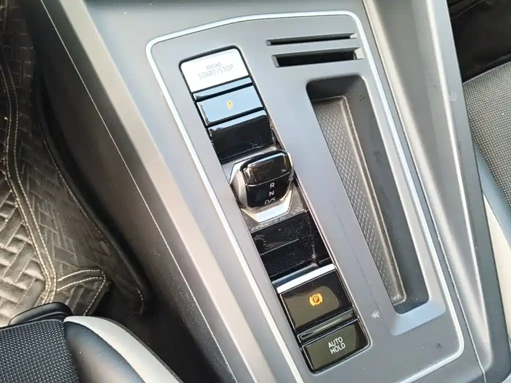 Volkswagen Golf — миниатюра 14