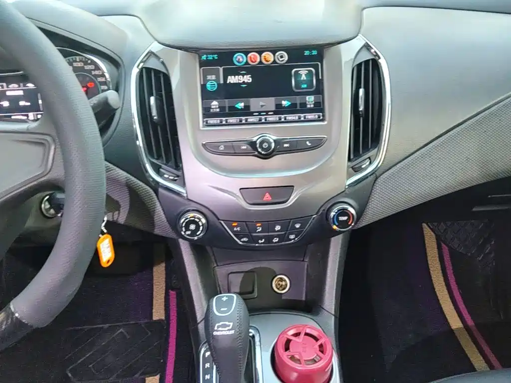 Chevrolet Cruze — миниатюра 13