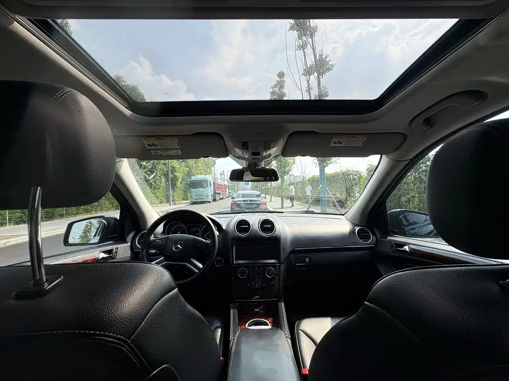 Mercedes-Benz GL-Class — миниатюра 15