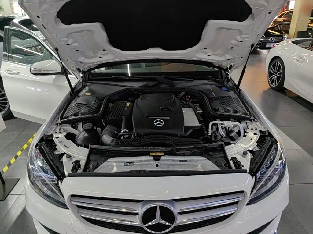 Mercedes-Benz C-Class — миниатюра 20