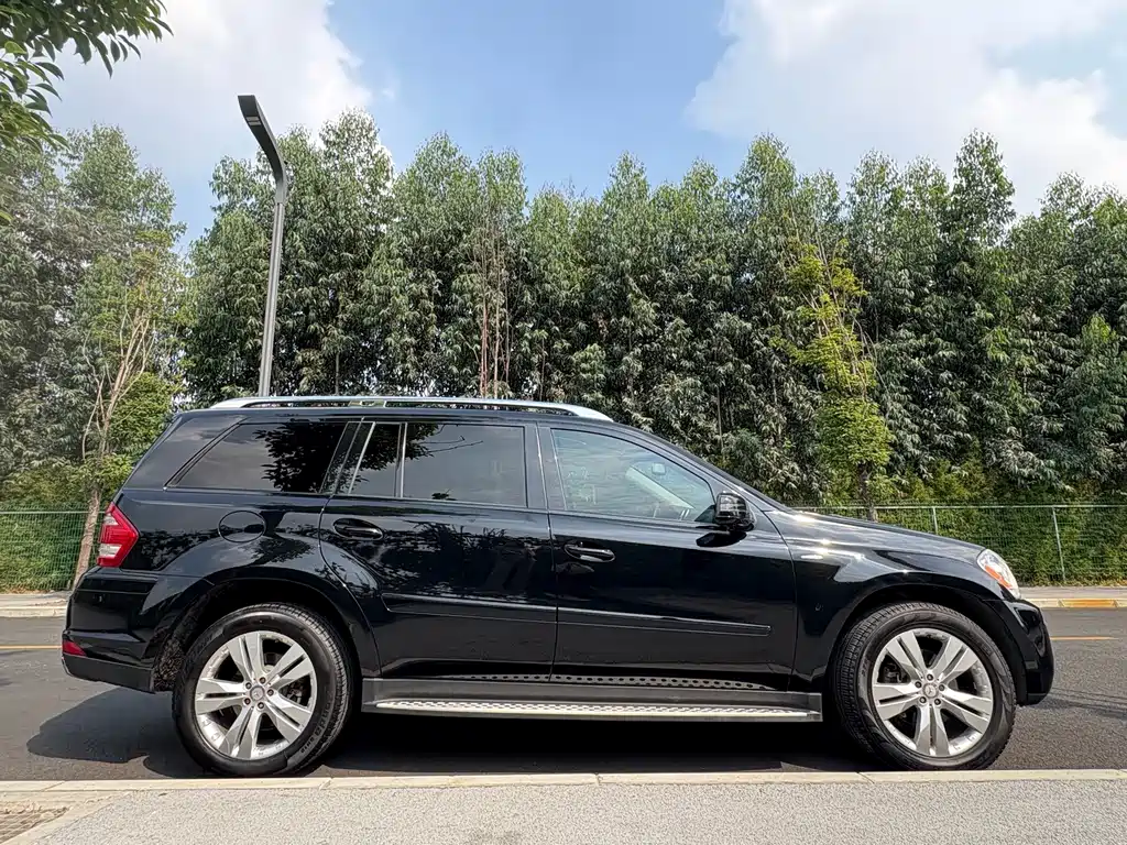 Mercedes-Benz GL-Class — миниатюра 26
