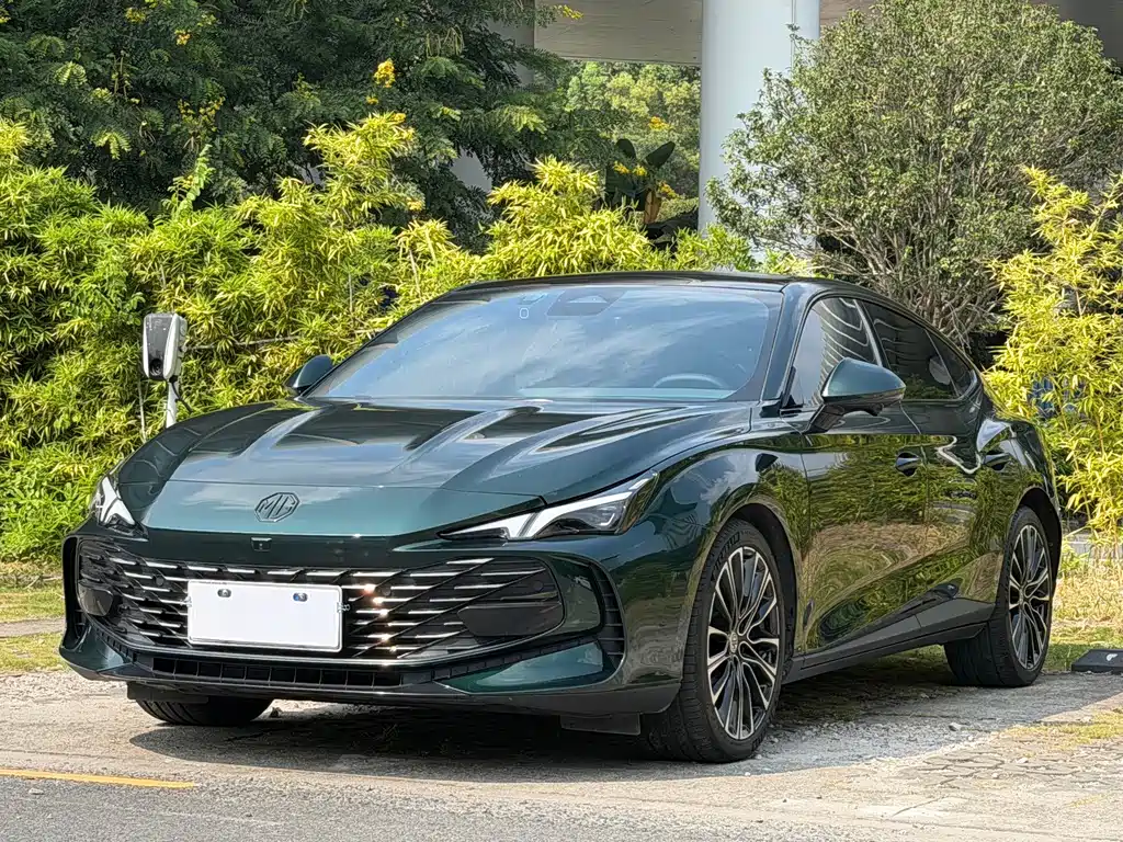 MG MG7