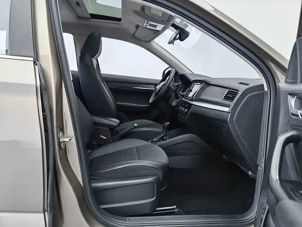 Skoda Kamiq — миниатюра 23
