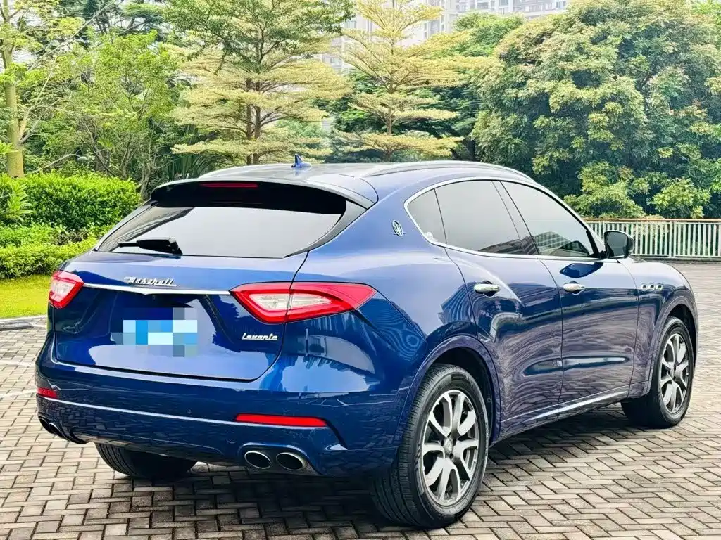 Maserati Levante — миниатюра 4