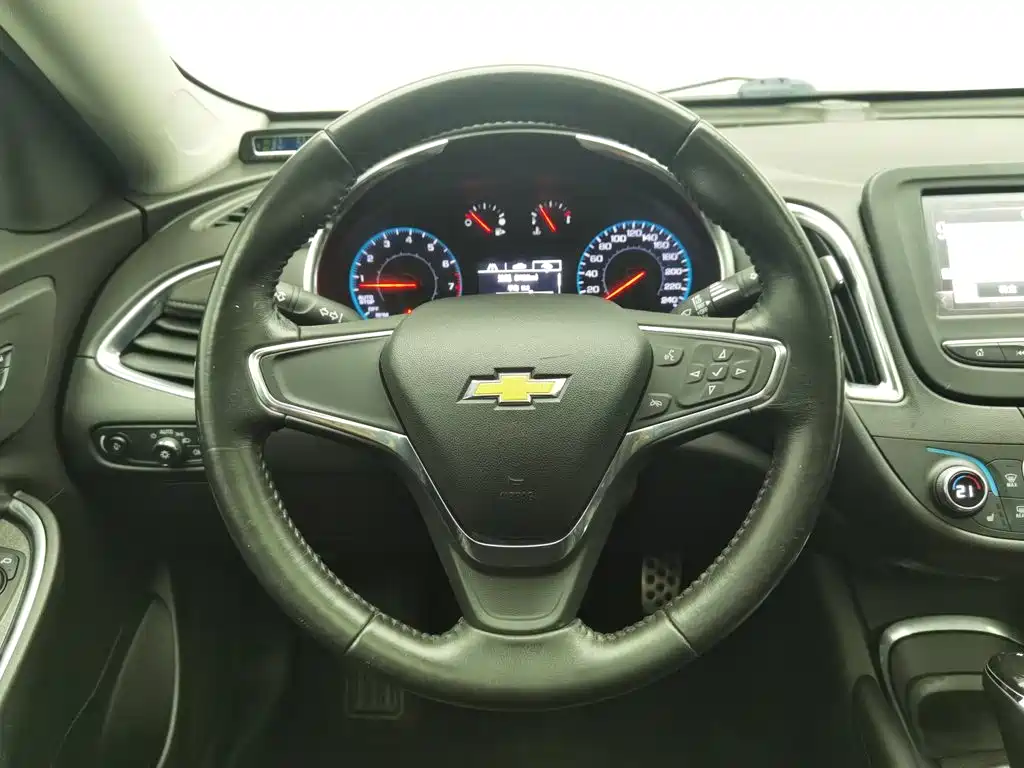 Chevrolet Malibu XL — миниатюра 11