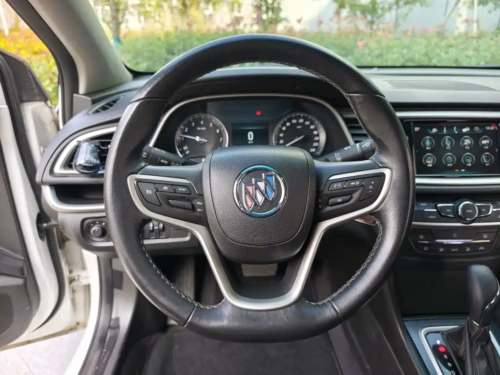Buick Excelle — миниатюра 11