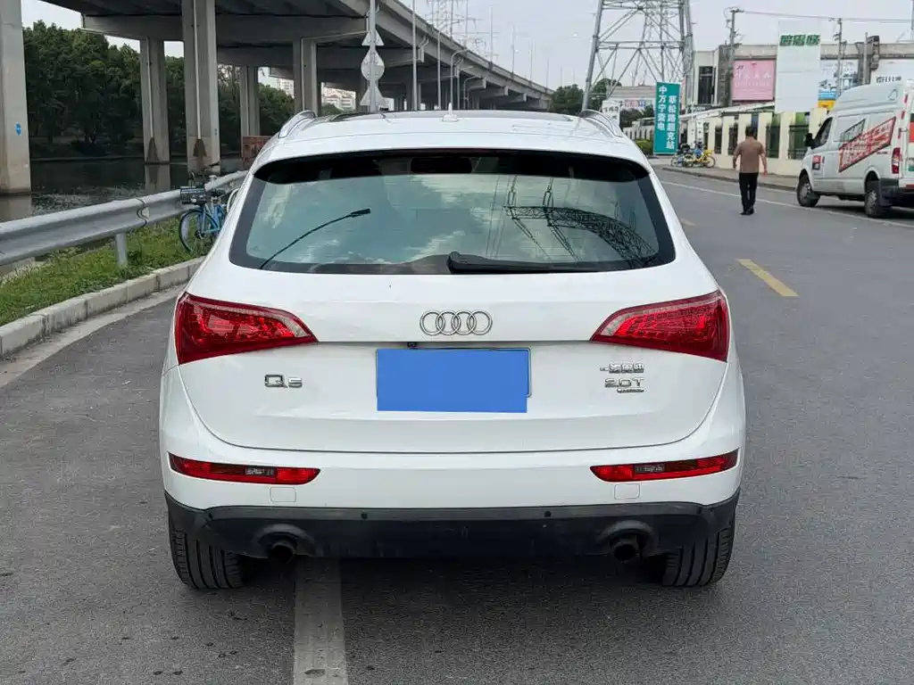 Audi Q5 — миниатюра 5
