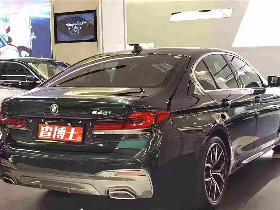BMW 5 Series (Import) — миниатюра 7