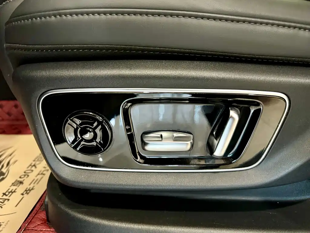 Li Auto Li L7 — миниатюра 10