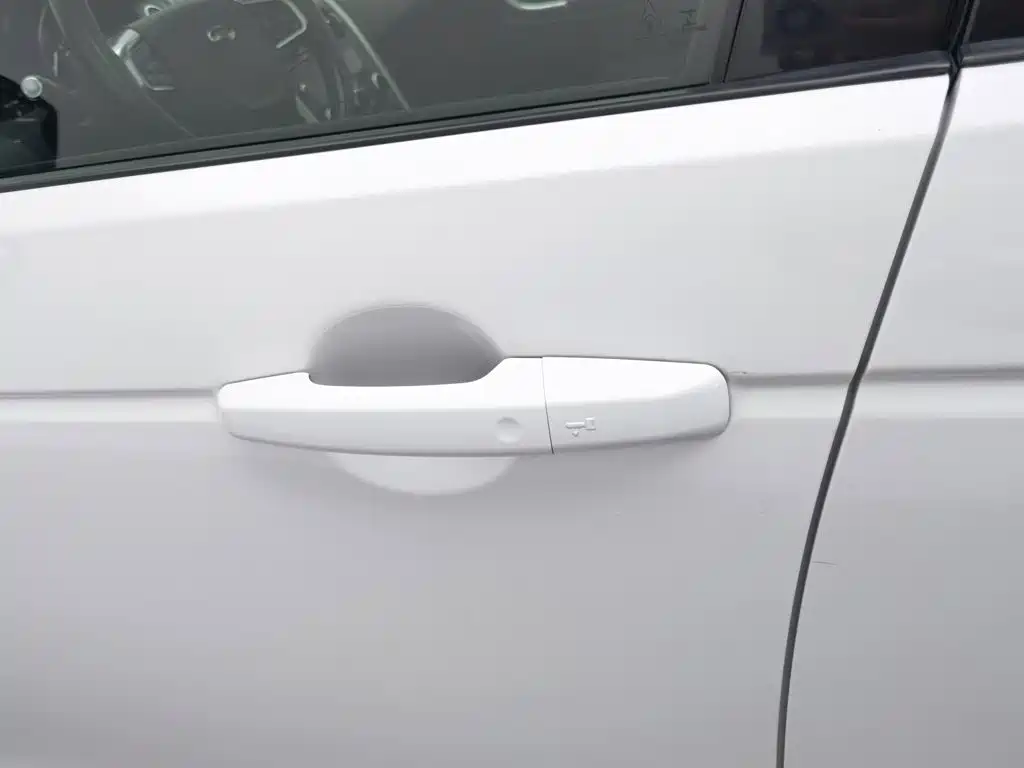Land Rover Discovery Sport — миниатюра 18