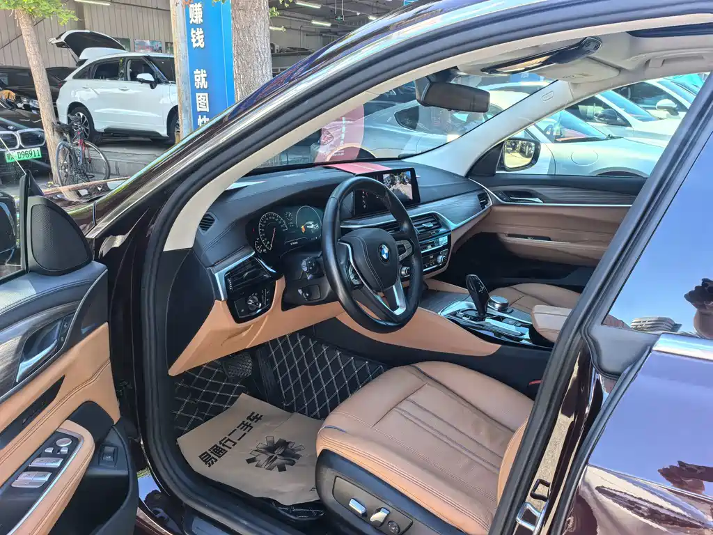 BMW 6 Series GT — миниатюра 5