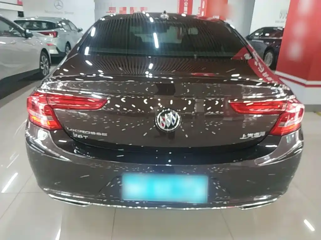 Buick LaCrosse — миниатюра 6