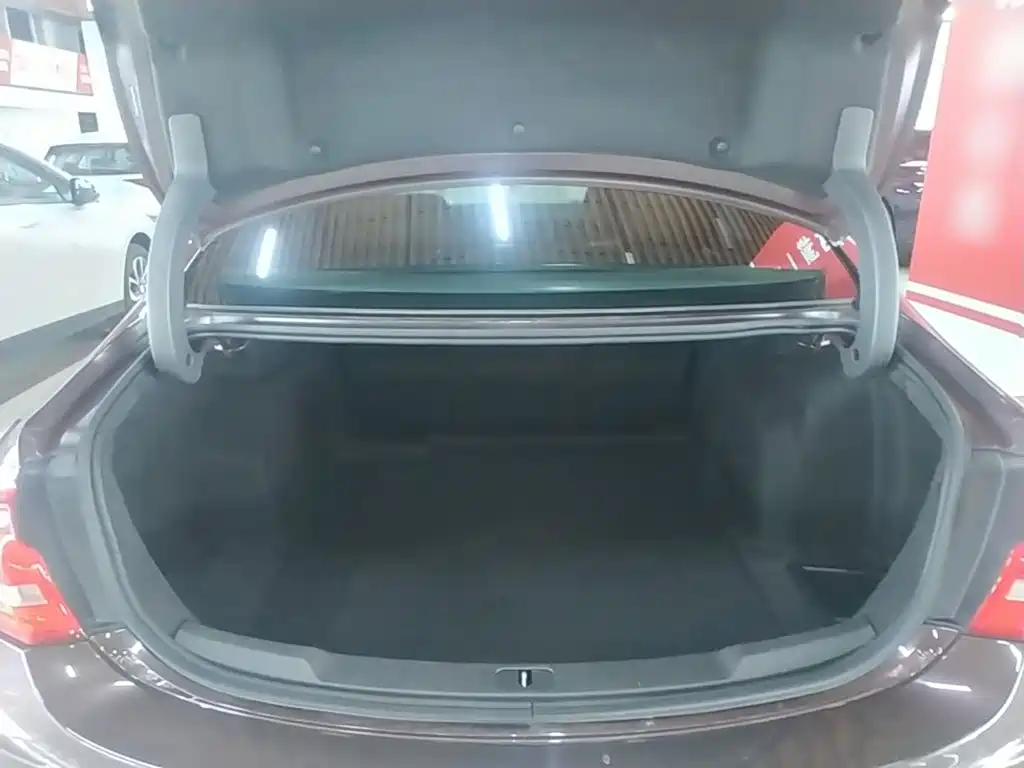 Buick LaCrosse — миниатюра 19