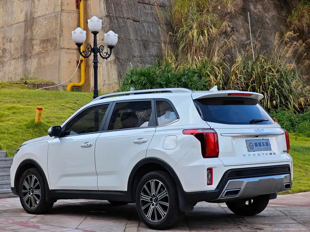 Kia Sportage — миниатюра 11