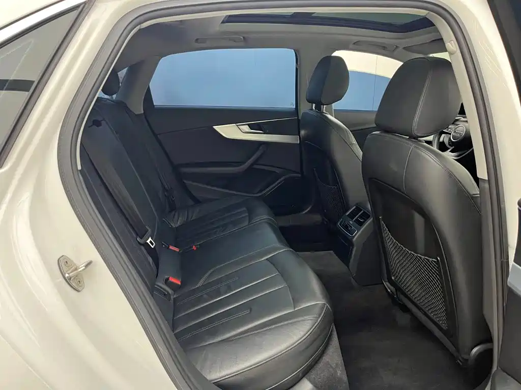 Audi A4L — миниатюра 15