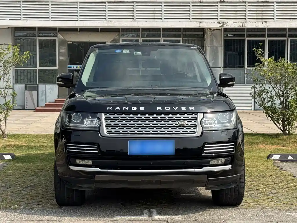 Land Rover Range Rover — миниатюра 2