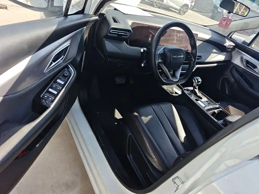 BAIC U5 Plus — миниатюра 16