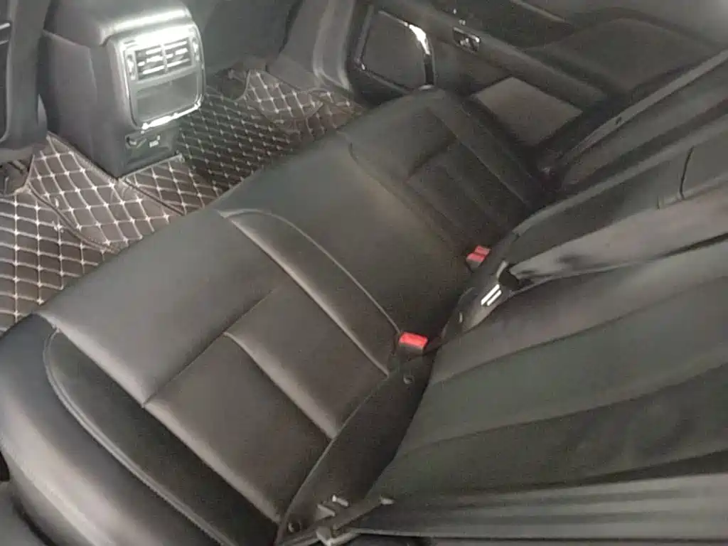 Lincoln Continental — миниатюра 17